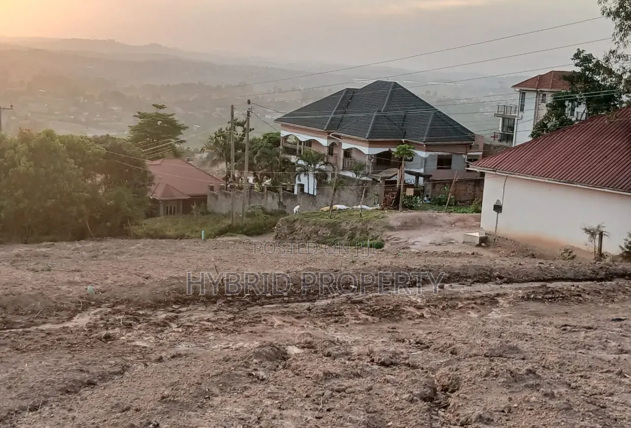 Prime Plots for Sale at Namagoma Hill View Modern Estate~Masaka Road. in Nsangi