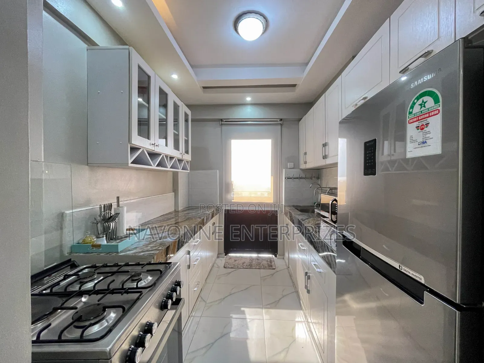 Elegant 2-Bedroom Airbnb Suite With Full Kitchen, Pool Gym in Central Division