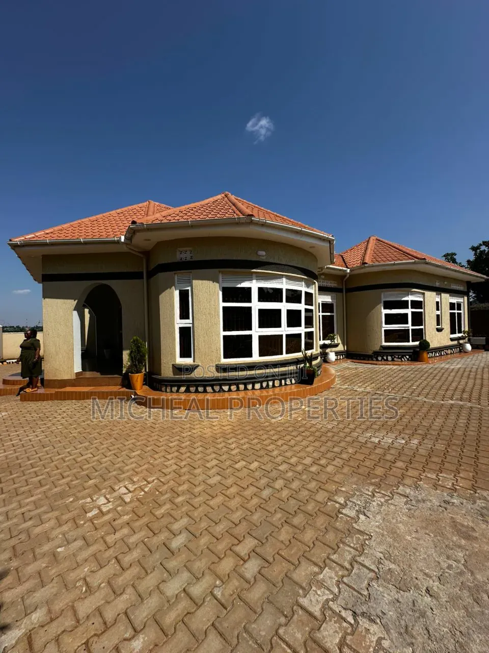 5bdrm House in Kasangati Kira Rd At, Kawempe for sale in Kawempe