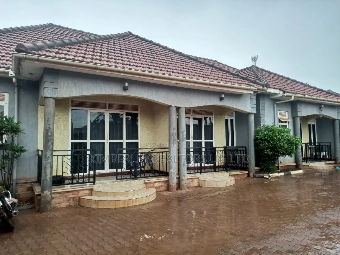 3bdrm Duplex in Kira for sale in Kira