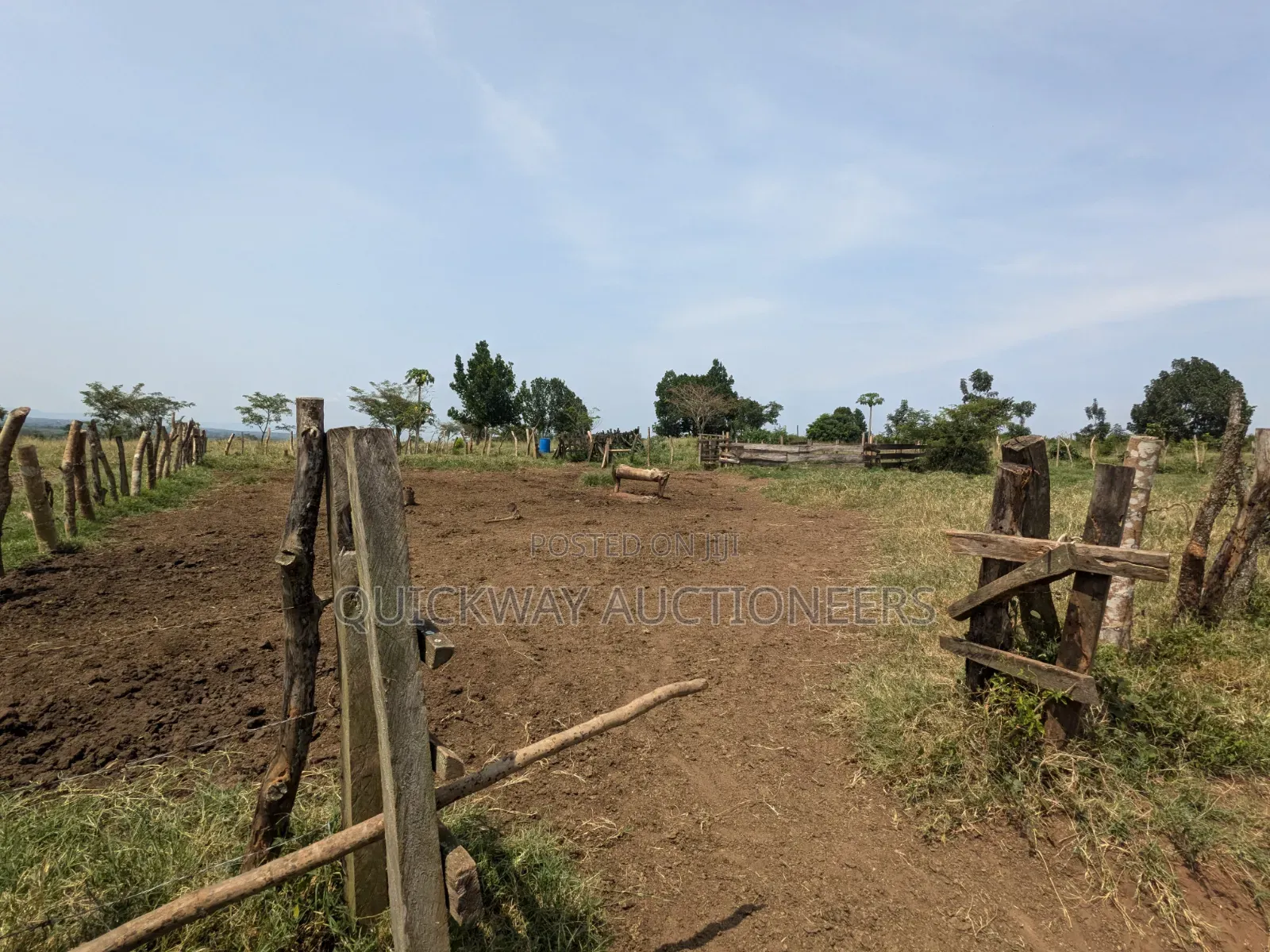 40-Acre Farm, Nakaseke - Farmhouse Valley Dam in Kisoro