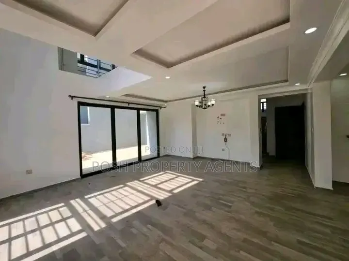 5bdrm Duplex in Munyonyo, Central Division for rent in Central Division