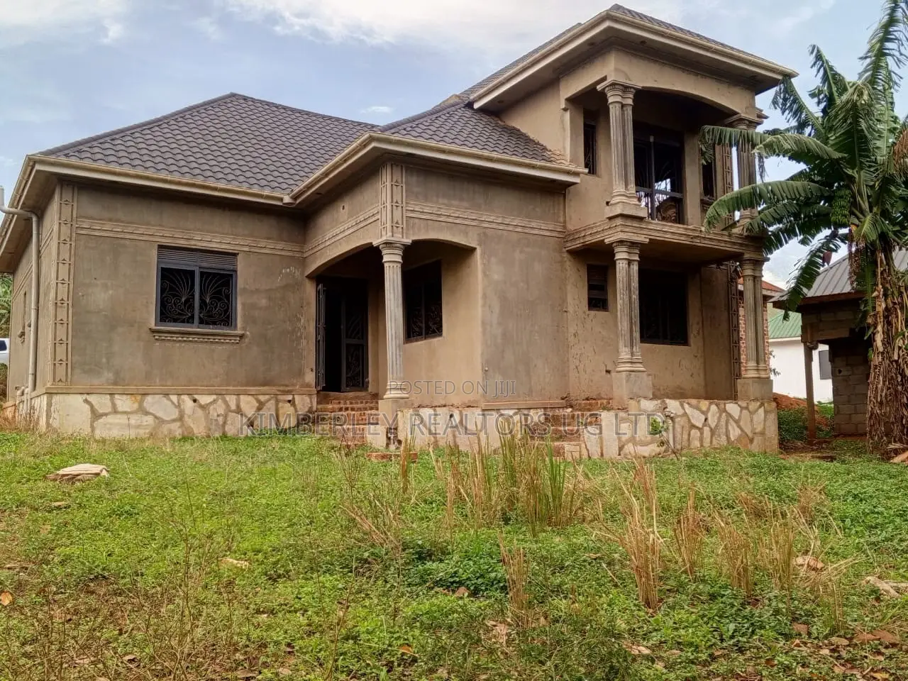 5-Bedroom House for Quick Sale – Kasangati Buwambo in Division A