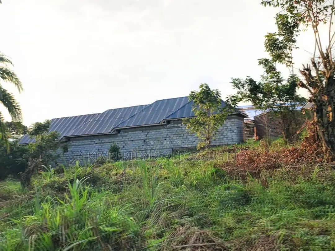  70×100ft Plot for Sale – Matugga Kiloro Kabale in Division A