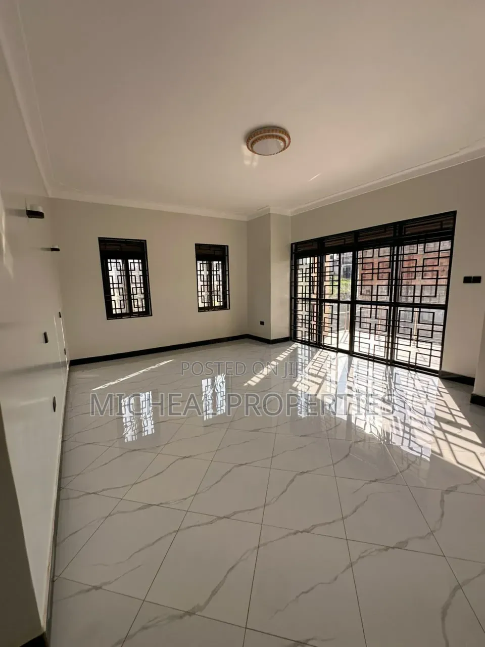 5bdrm House in Kira Shimon At 750M, Kawempe for sale in Kawempe
