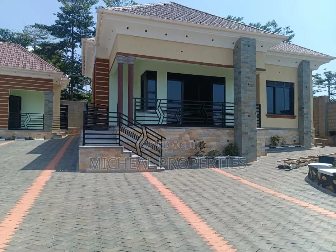 4bdrm House in Seta Namiryango At, Kawempe for sale in Kawempe