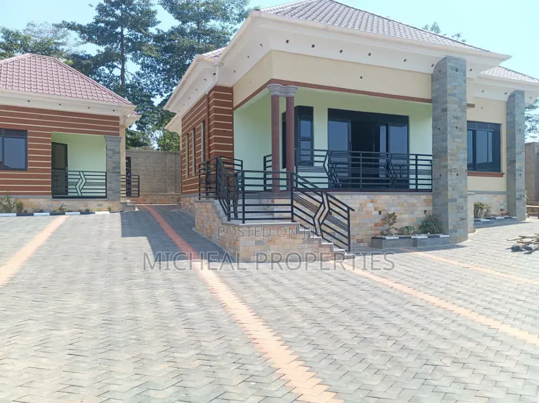 4bdrm House in Seta Namiryango At, Kawempe for sale in Kawempe