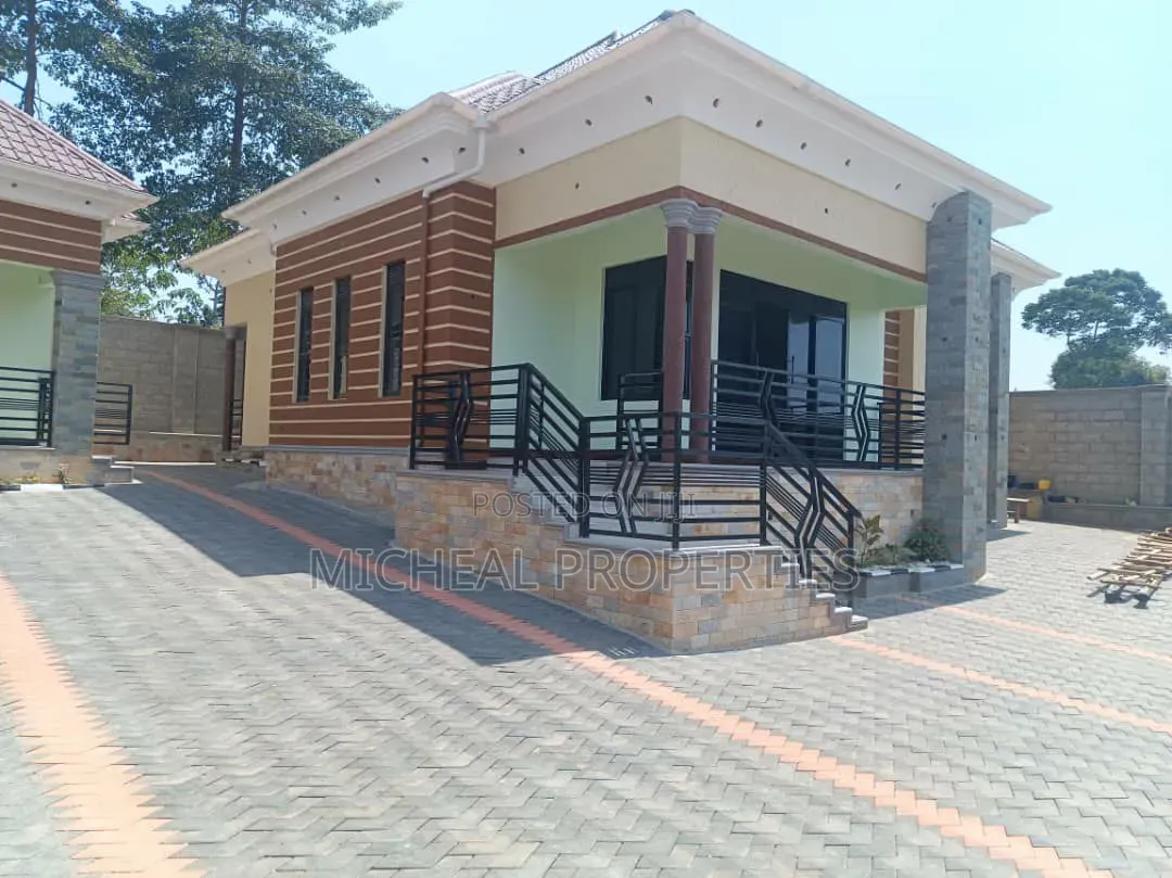 4bdrm House in Seta Namiryango At, Kawempe for sale in Kawempe