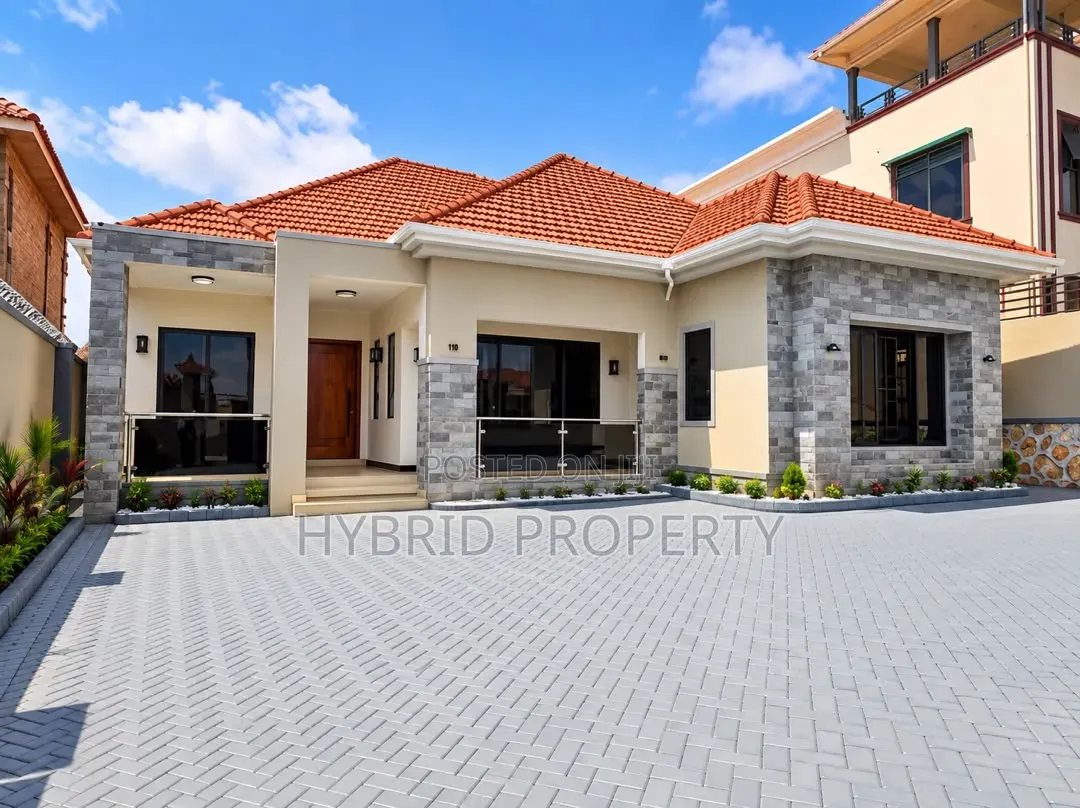 4bdrm House in Kira~Mulawa Along for sale in Kira