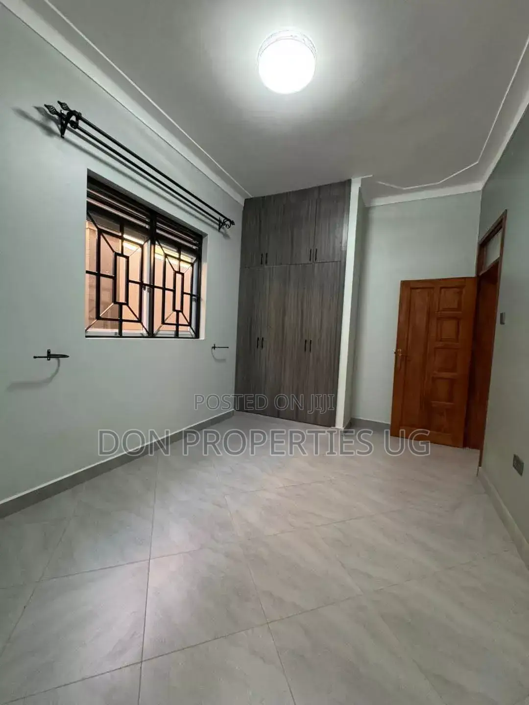 3bdrm Block of Flats in Muyenga Estate, Central Division for rent in Central Division