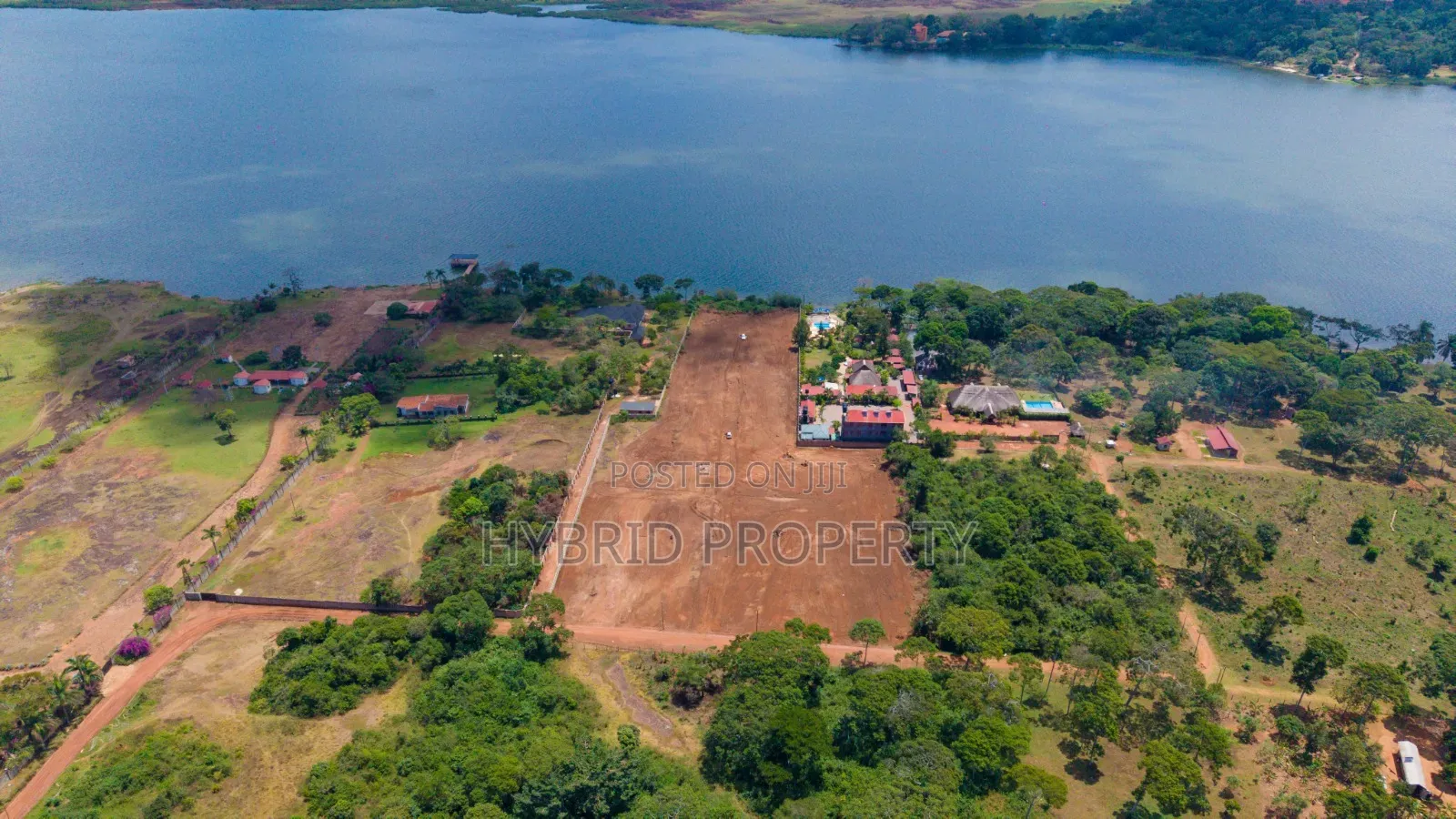Prime Plots for Sale at Bwerenga~Bugiri Lake Touch Exotic Land Estate. in Katabi