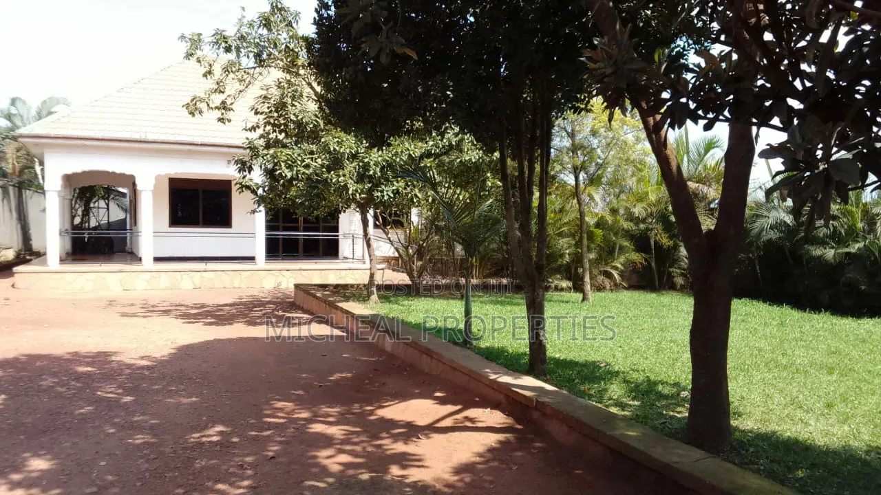 3bdrm House in Mpelerwe Jokorela At, Wakiso / Wakiso for sale in Wakiso / Wakiso