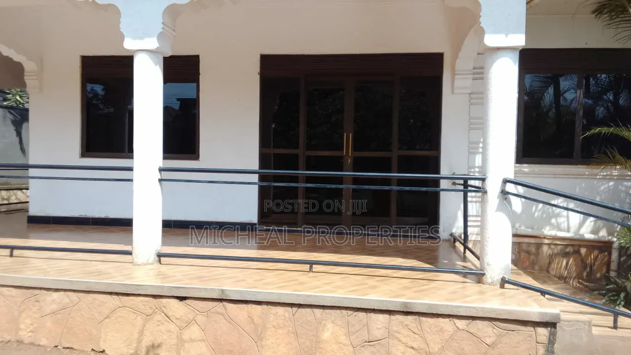 3bdrm House in Mpelerwe Jokorela At, Wakiso / Wakiso for sale in Wakiso / Wakiso
