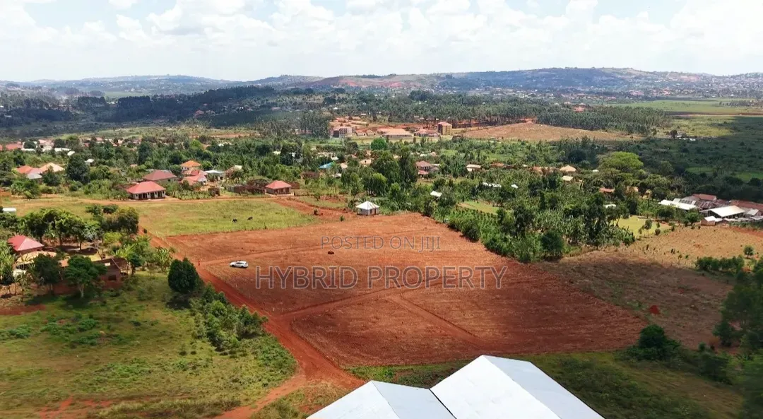Prime Plots for Sale at Ssisa~Buswa Hill View Land Estate~Entebbe Road in Ssisa
