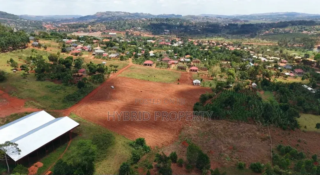 Prime Plots for Sale at Ssisa~Buswa Hill View Land Estate~Entebbe Road in Ssisa
