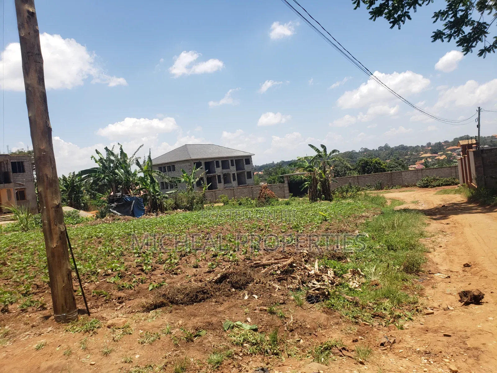 Plot for Sell Mpelerwe Kitezi at 85m in Wakiso / Wakiso