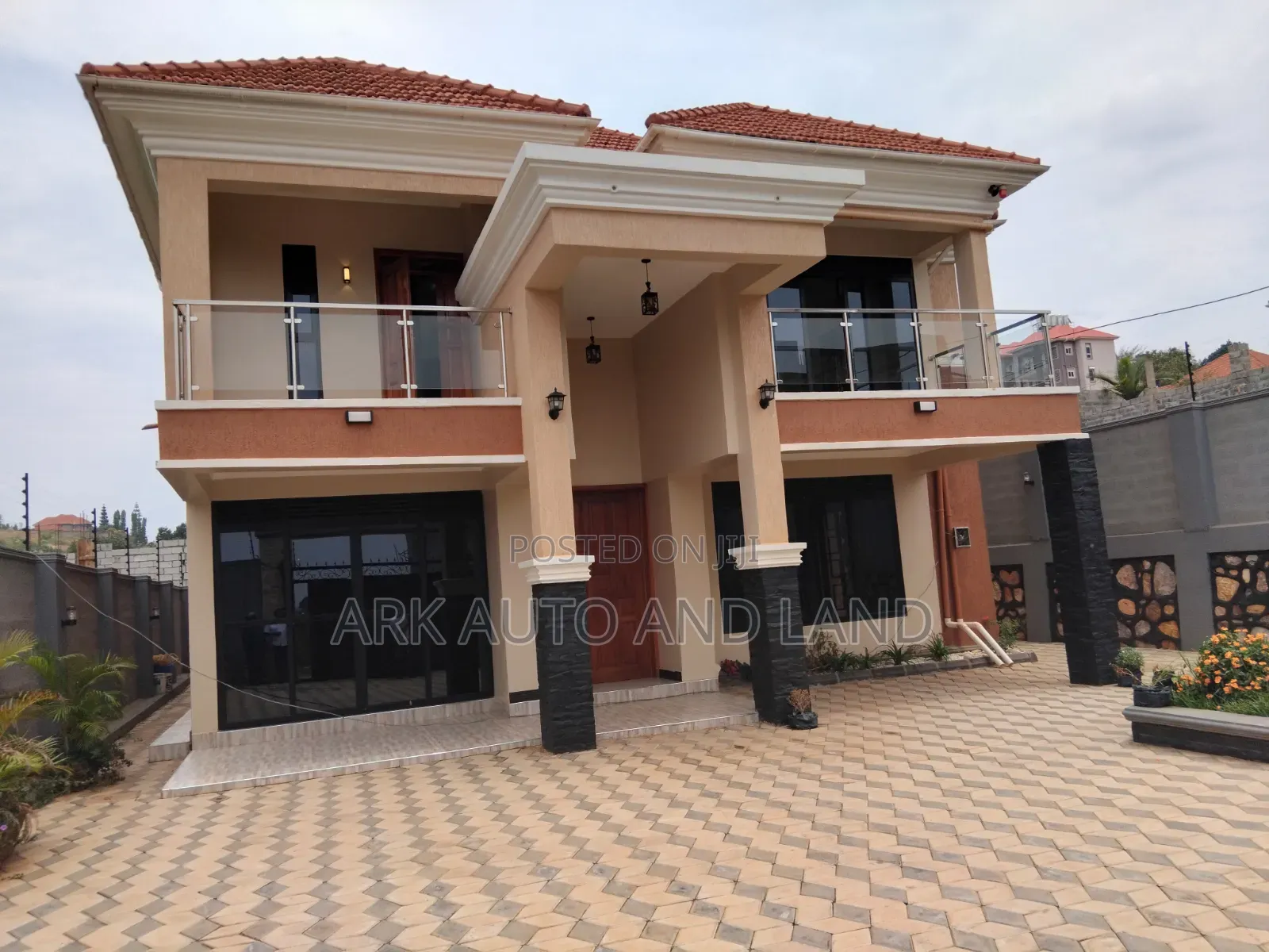 4bdrm House in Kira for sale in Kira