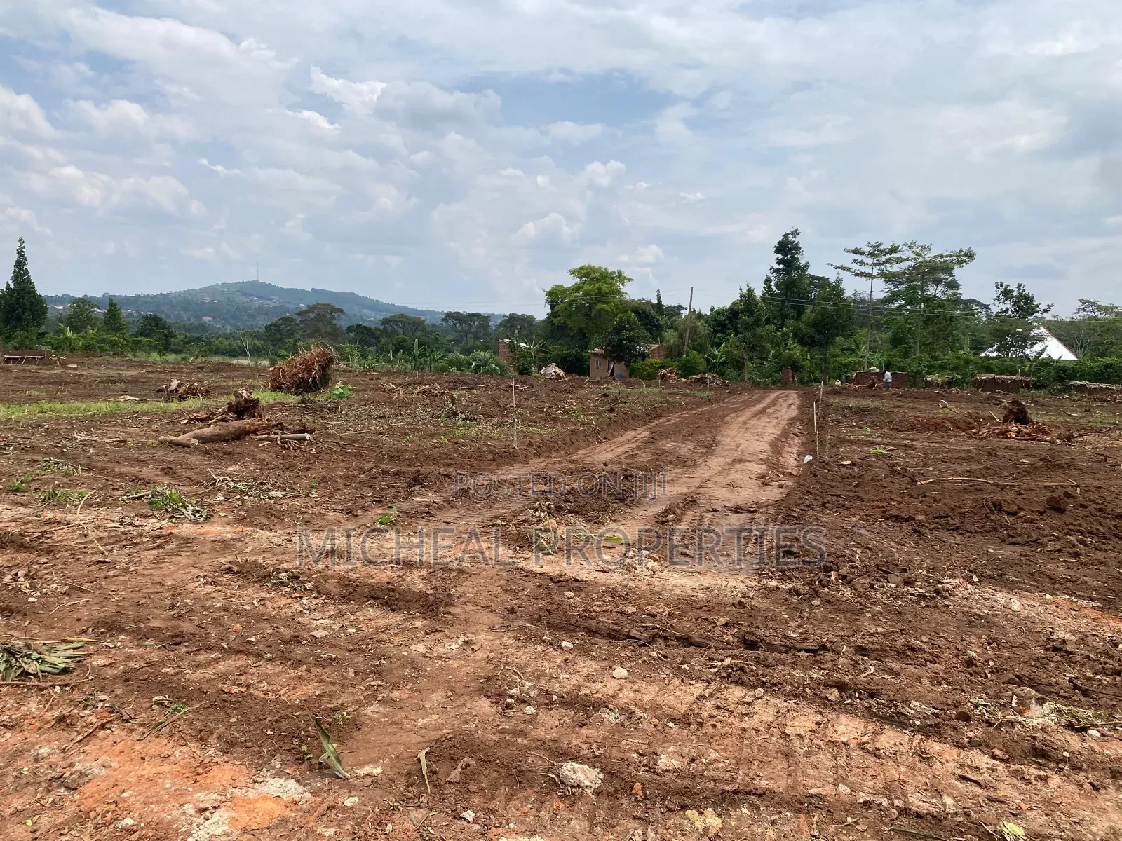 Plot for Sell Nampunge Hoima Rd 16m in Wakiso / Wakiso