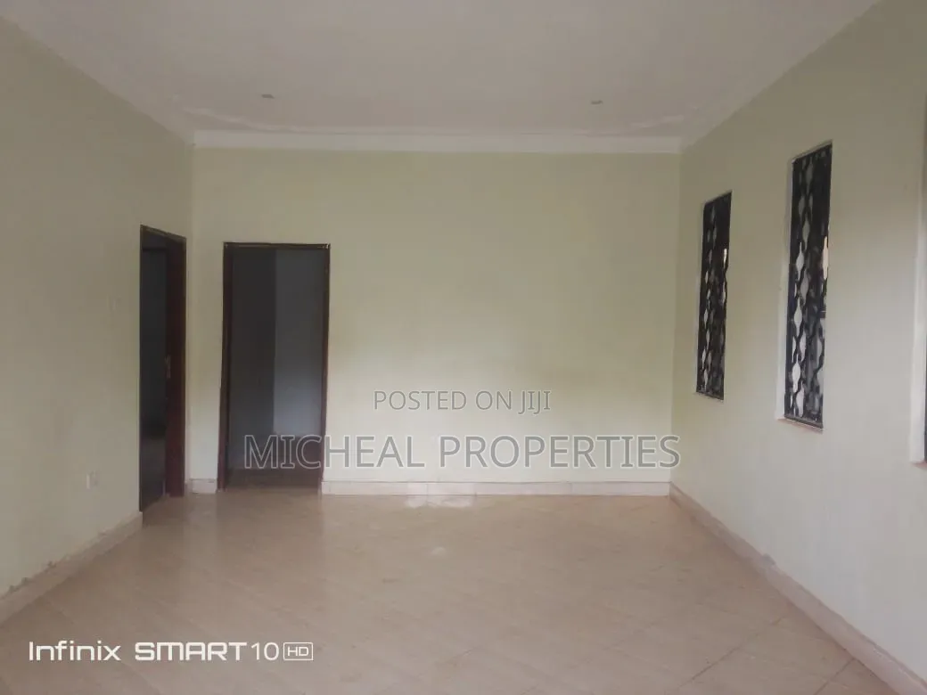 3bdrm House in Kasangati Matuga Rd, Wakiso / Wakiso for sale in Wakiso / Wakiso