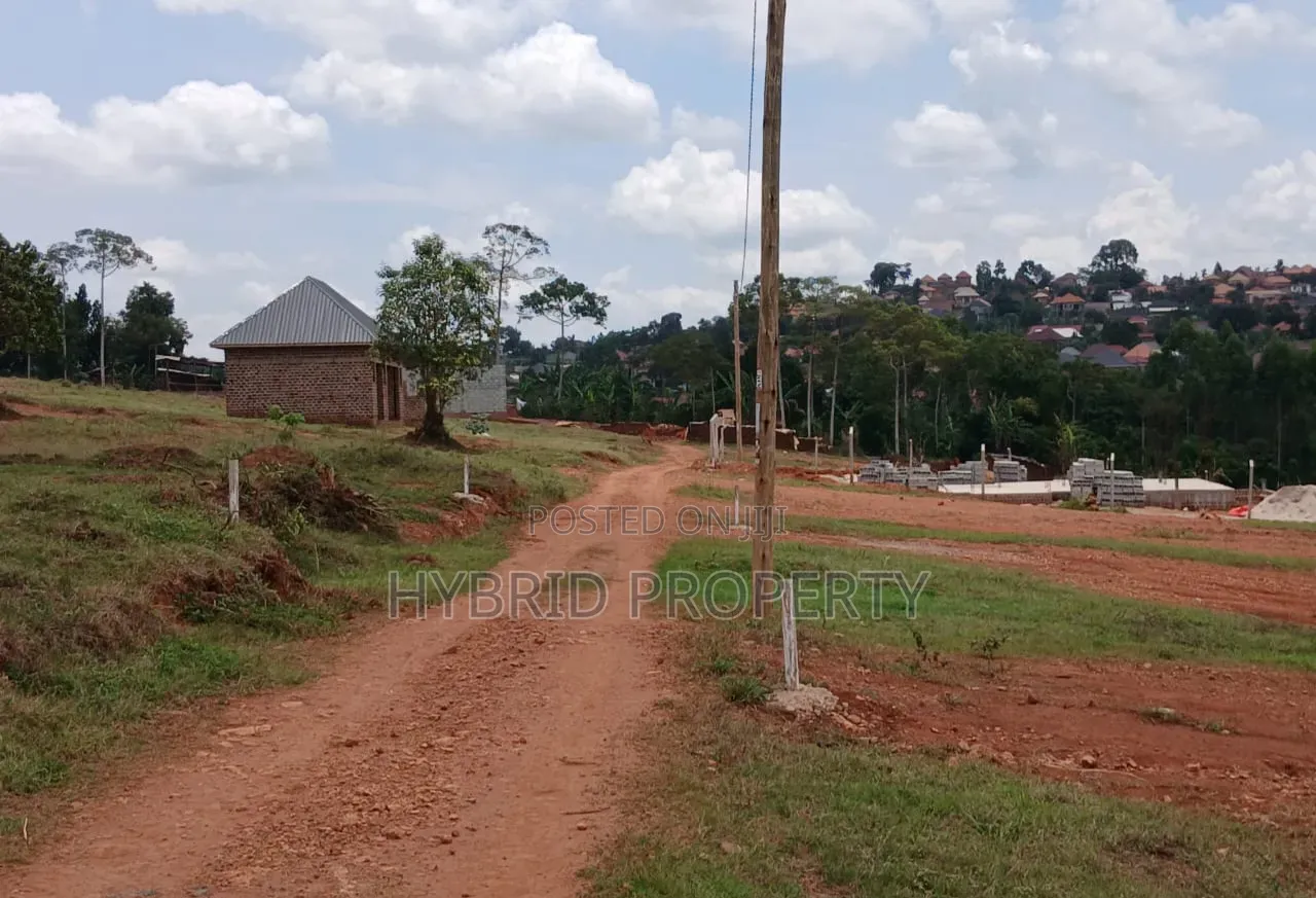 Prime Plots for Sale at Namusera~Kakunyu Wakiso Modern Land Estate X. in Wakiso / Wakiso