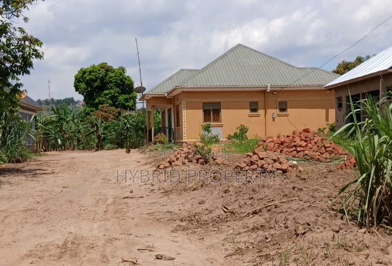 Prime Plots for Sale at Bukalango Kulya Show Land Estate~Hoima Road X in Kakiri