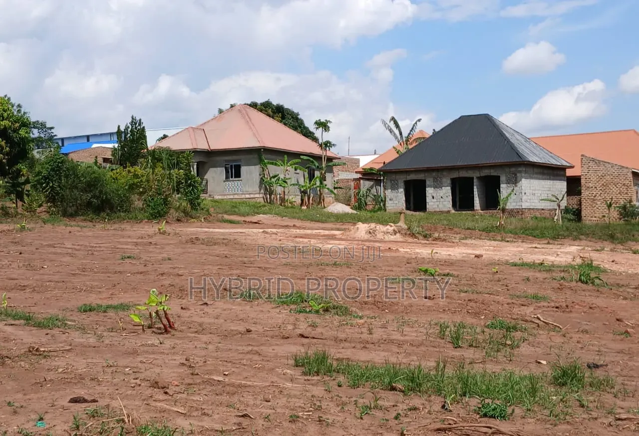 Prime Plots for Sale Nampunge~Kakiri Kulya Show Modern Estate~Hoima Rd in Kakiri