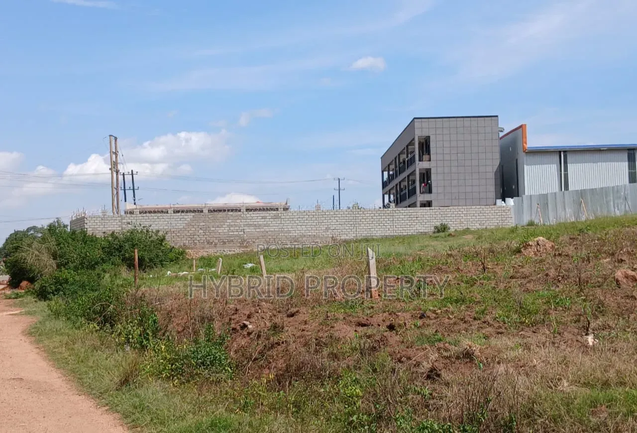 Prime Plots for Sale Nampunge~Kakiri Kulya Show Modern Estate~Hoima Rd in Kakiri