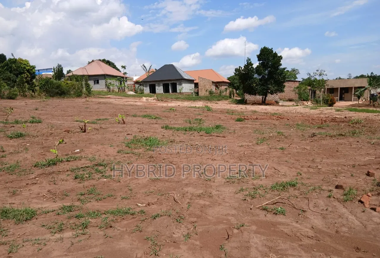 Prime Plots for Sale Nampunge~Kakiri Kulya Show Modern Estate~Hoima Rd in Kakiri