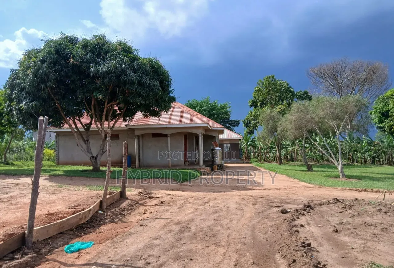 Prime Plots for Sale at Mwera~Kakiri Harmony Land Estate~Hoima Road D in Kakiri