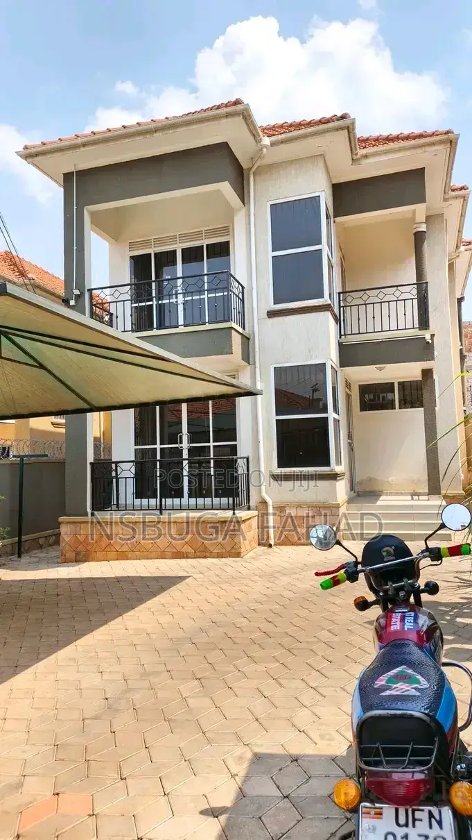 3bdrm House in Kisaasi Ntinda Road, Central Division for rent in Central Division