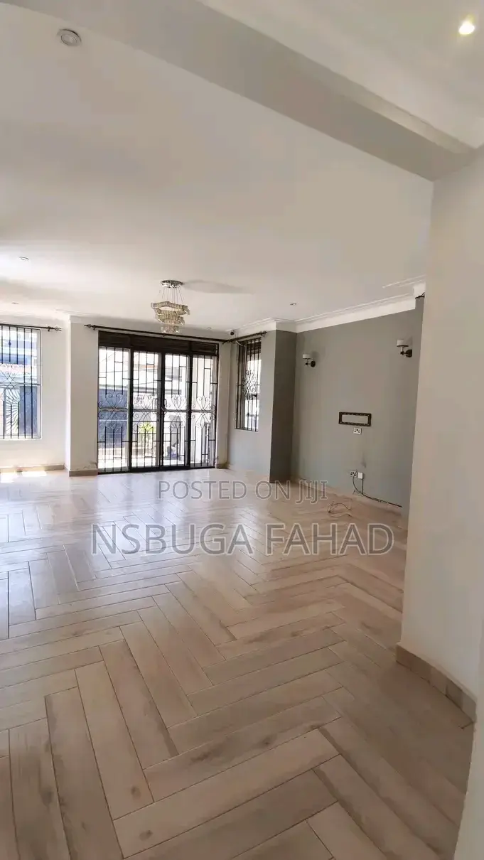 3bdrm House in Kisaasi Ntinda Road, Central Division for rent in Central Division
