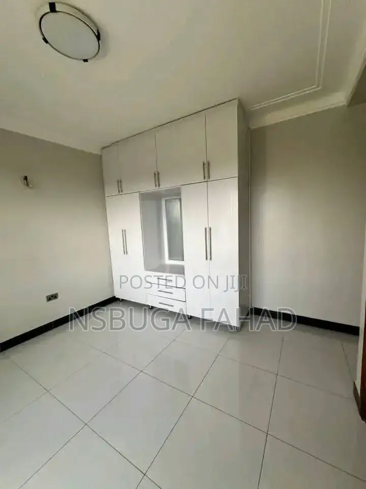 2bdrm House in Kisaasi, Central Division for rent in Central Division