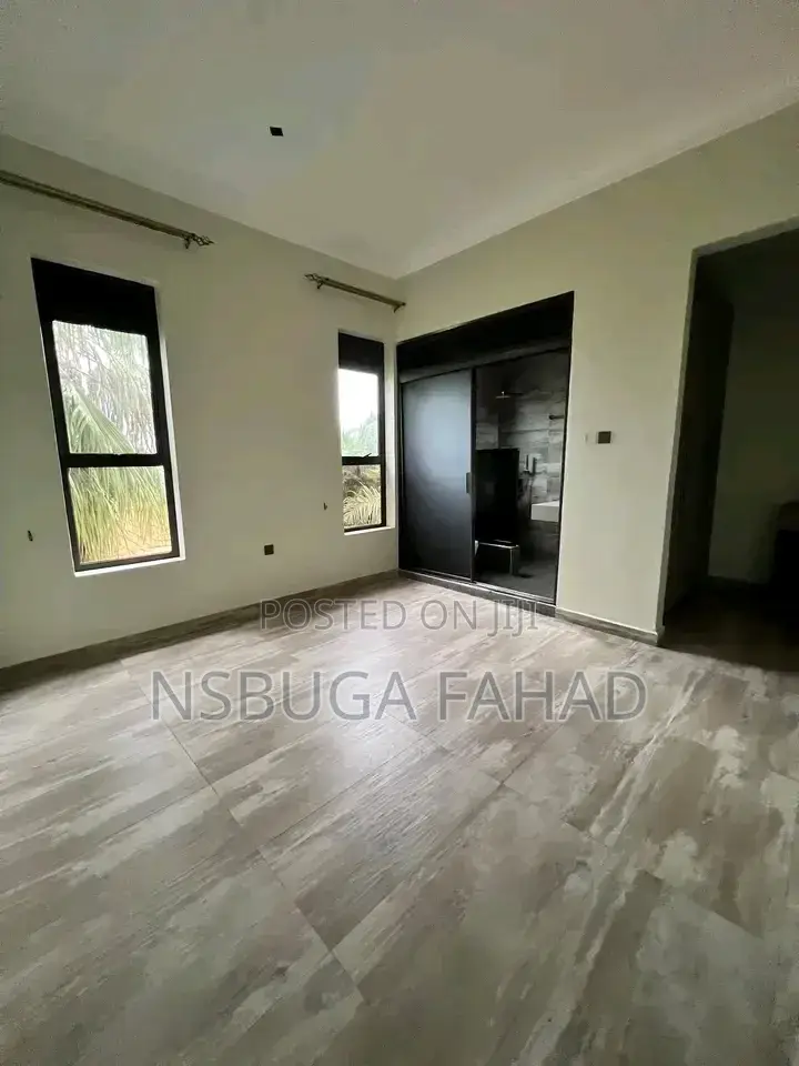 2bdrm House in Kisaasi, Central Division for rent in Central Division