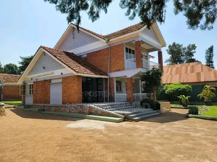3bdrm House in Standalone Kisaasi, Central Division for rent in Central Division