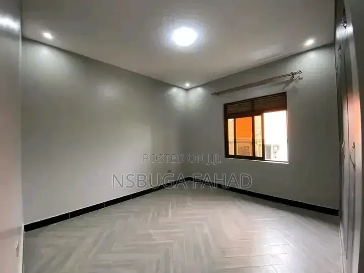 2bdrm House in Kisaasi, Central Division for rent in Central Division