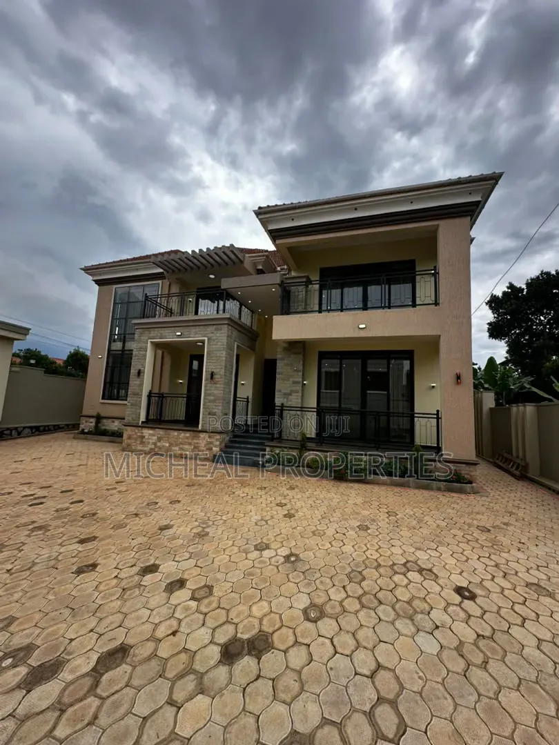 6bdrm House in Kira Town At 950M, Wakiso / Wakiso for sale in Wakiso / Wakiso