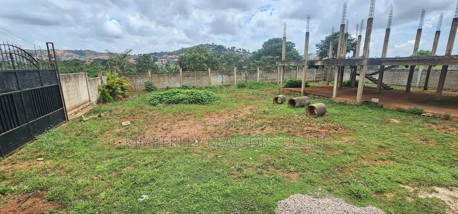 Urgent Sale – Shell Flat House, Kitende Ssekiwunga in Division A