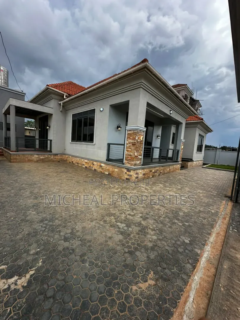 4bdrm House in Najera Town At 750M, Wakiso / Wakiso for sale in Wakiso / Wakiso