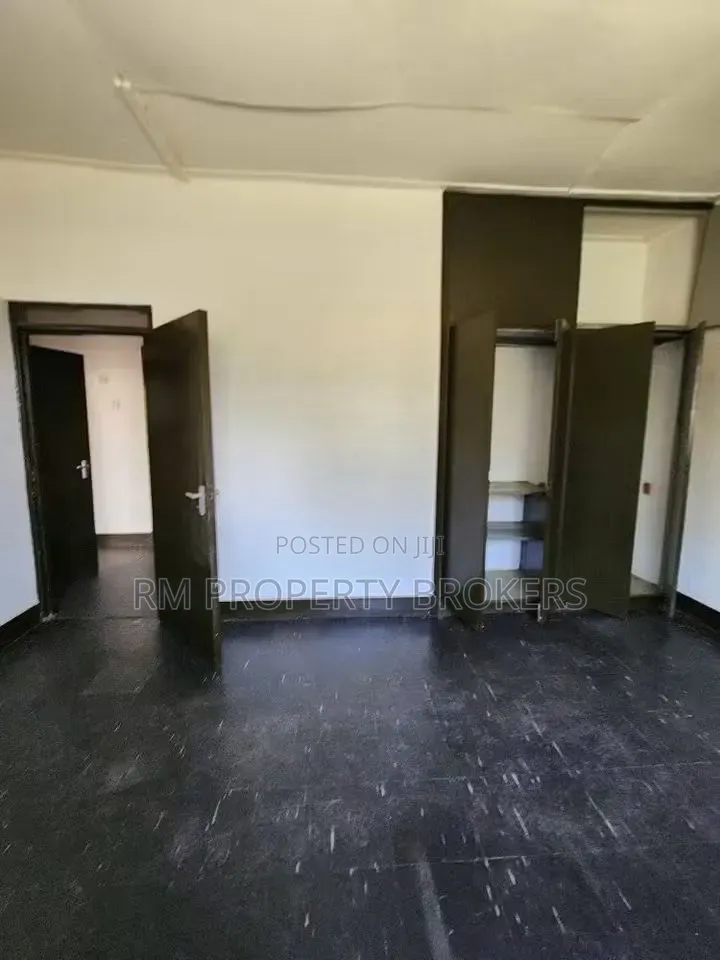 2bdrm Bungalow in Kansanga Kiwafu Rd, Central Division for rent in Central Division