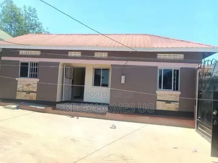 2bdrm House in Goma for sale in Goma