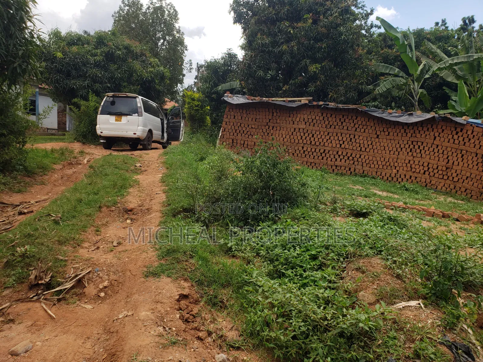 35ft by 50ft for Sell Mpelerwe Kitezi 17m Agreement in Wakiso / Wakiso