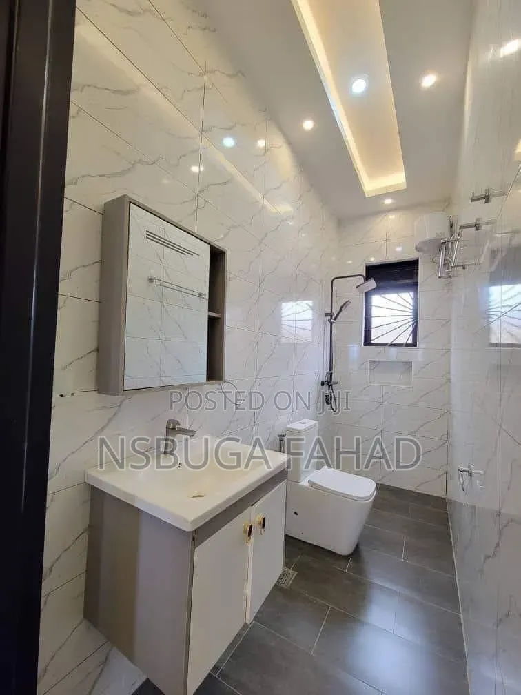 3bdrm House in Standalone Kisaasi, Central Division for rent in Central Division