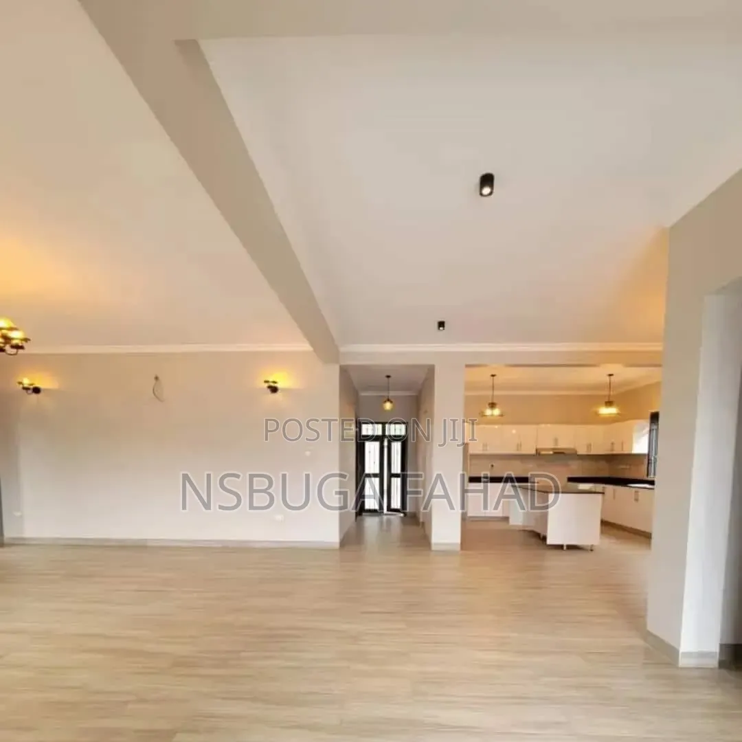 3bdrm House in Standalone Kisaasi, Central Division for rent in Central Division