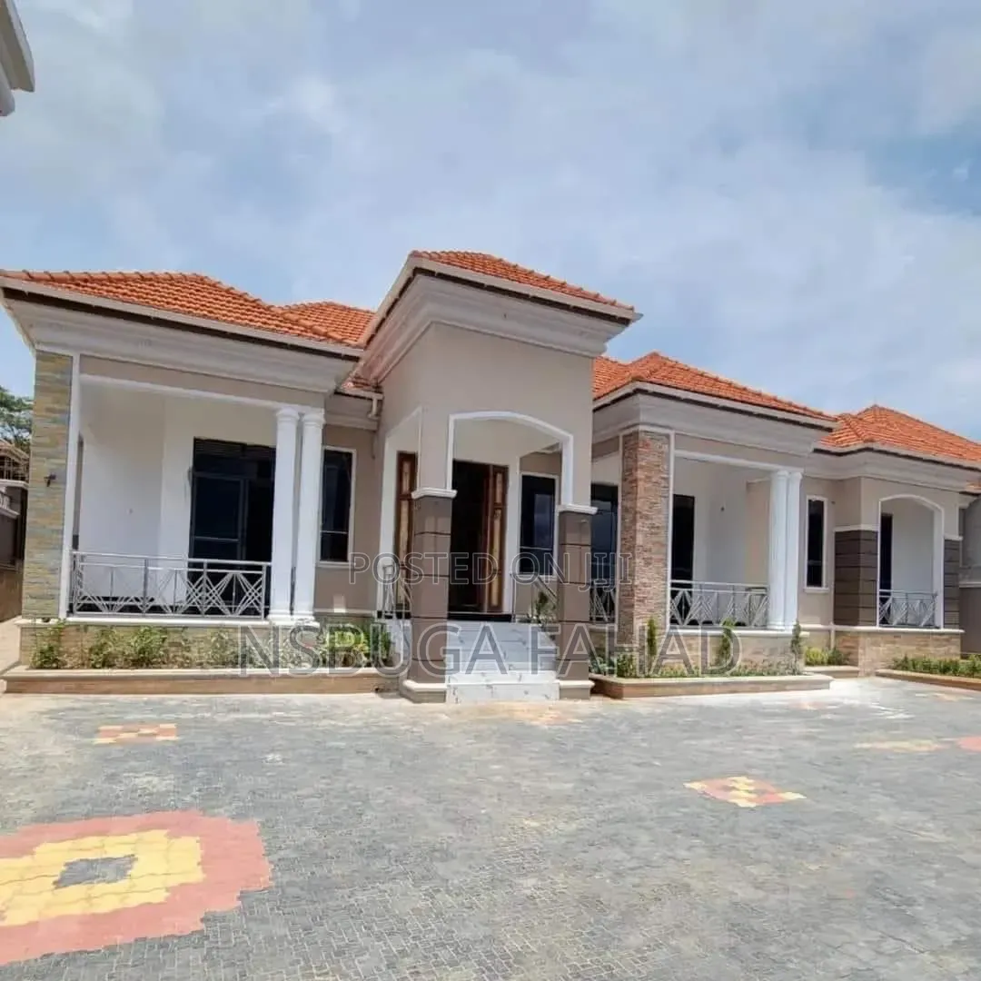3bdrm House in Standalone Kisaasi, Central Division for rent in Central Division