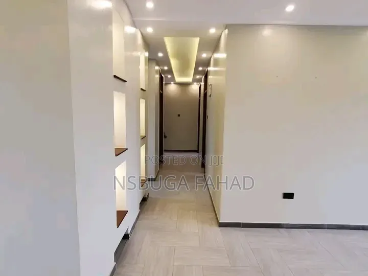 2bdrm House in Kisaasi, Central Division for rent in Central Division