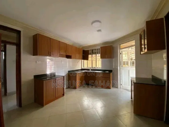 2bdrm House in Kisaasi, Central Division for rent in Central Division
