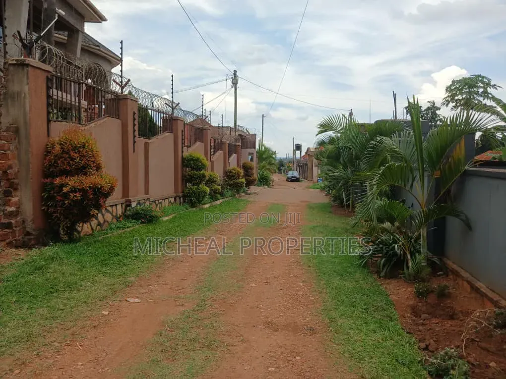 23 Decimals for Sell Masoli Gayaza Rd 260m in Wakiso / Wakiso