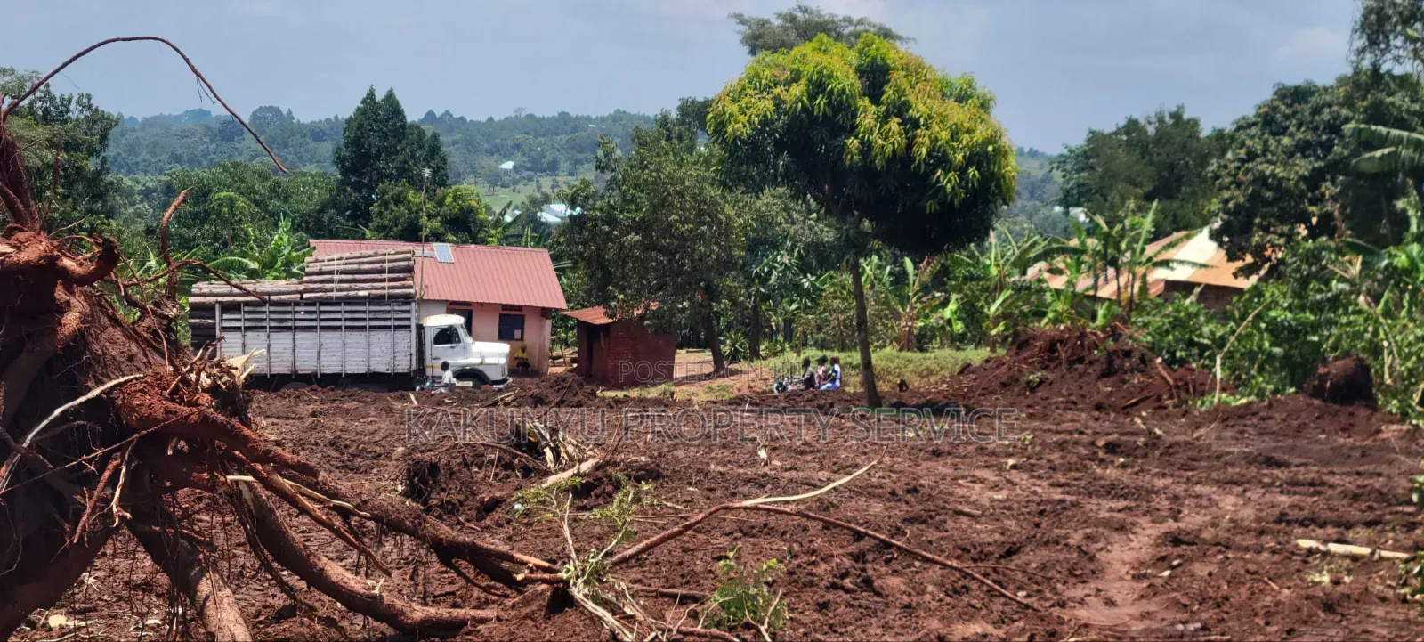 12 Namayumba Roadside Titled Plots in Wakiso / Wakiso