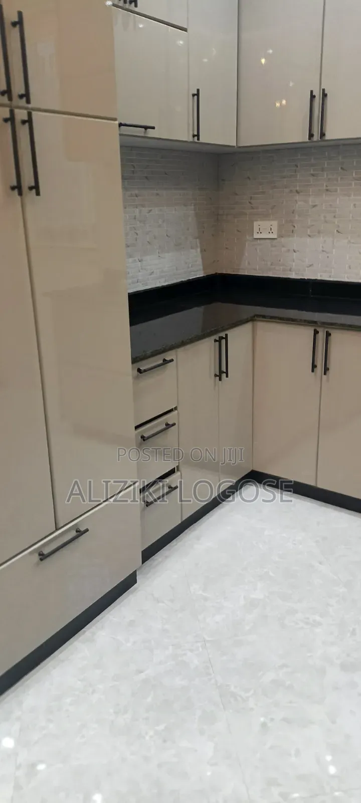 6bdrm Duplex in Munyonyo, Central Division for rent in Central Division