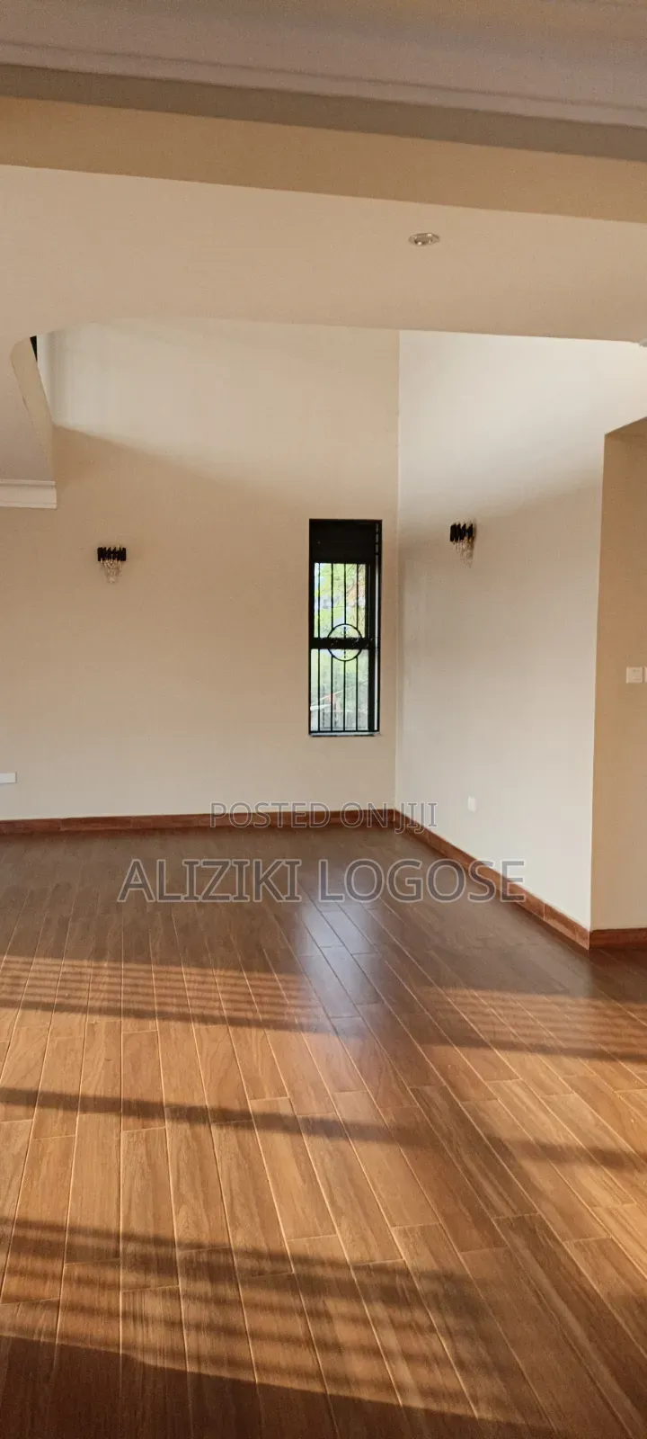5bdrm Duplex in Muyenga, Central Division for rent in Central Division